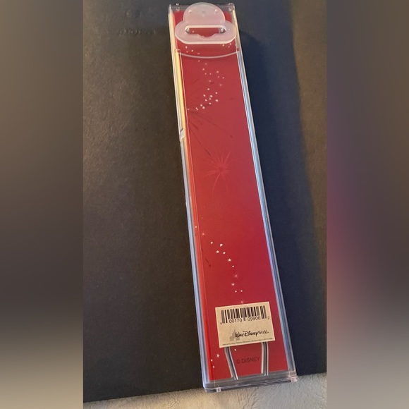 Walt Disney World, limited edition, release, watch - Picture 2 of 2